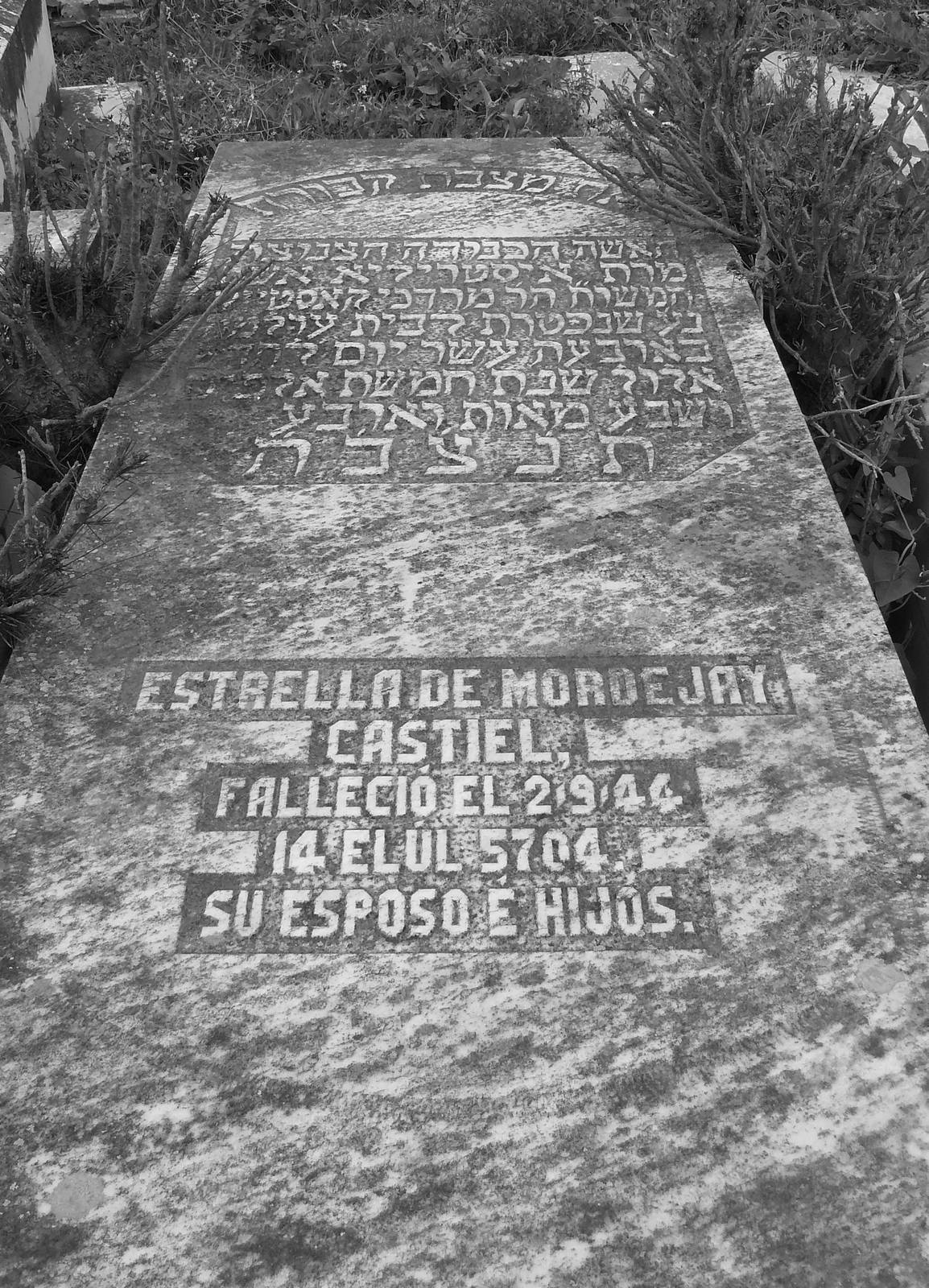 Pierre tombale