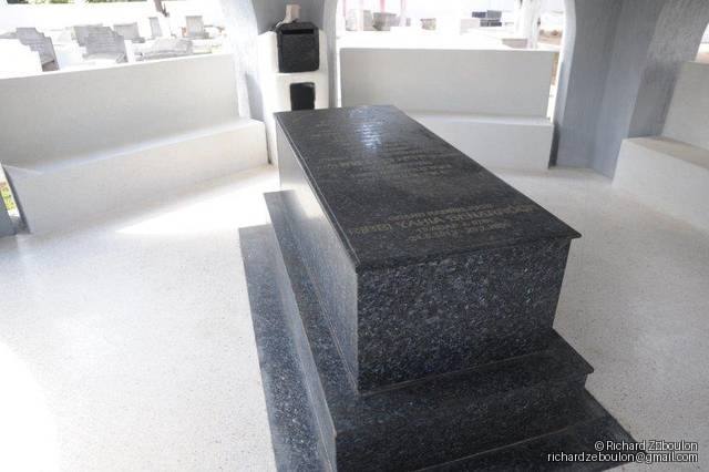 maroc kenitra cimetiere juif tombe rebbi yahia benaroch ZBL 0576 (5)